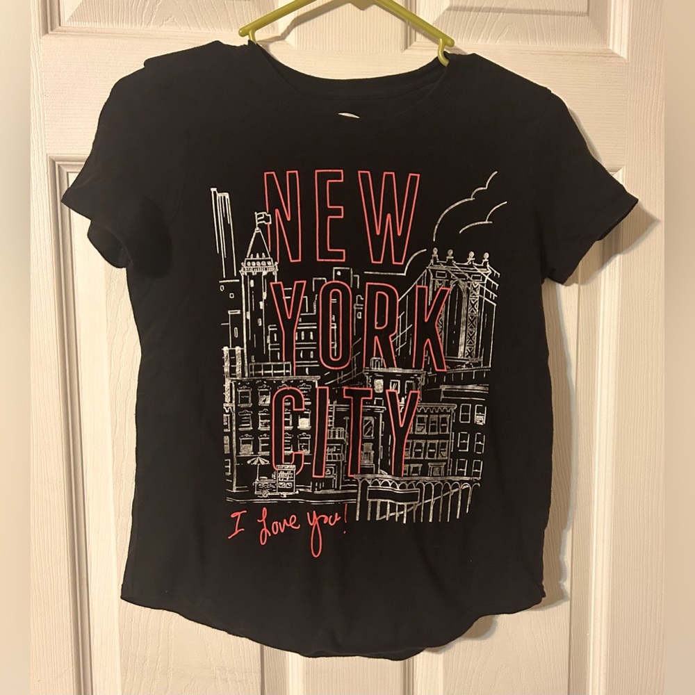 Girls Old Navy tee